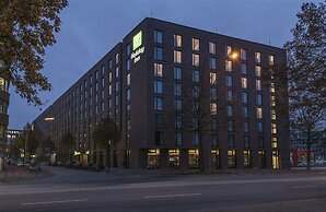 Holiday Inn Hamburg - Berliner Tor by IHG