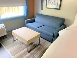 Holiday Inn Express & Suites Wilmington West - Medical Park by IHG