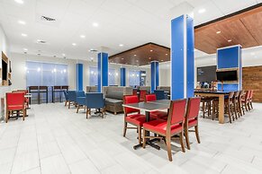 Holiday Inn Express & Suites Ottawa by IHG