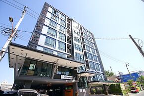 The Diamond 789 Minburee