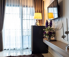 The Diamond 789 Minburee