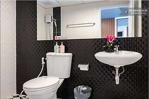 The Diamond 789 Minburee