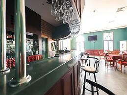 CAPITAL O133 Al Sawadi Beach Resort & Spa