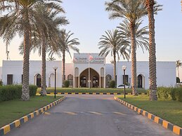 CAPITAL O133 Al Sawadi Beach Resort & Spa