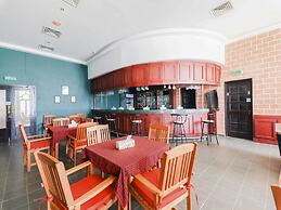 CAPITAL O133 Al Sawadi Beach Resort & Spa