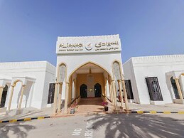 CAPITAL O133 Al Sawadi Beach Resort & Spa