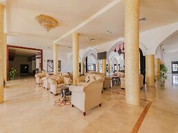 CAPITAL O133 Al Sawadi Beach Resort & Spa