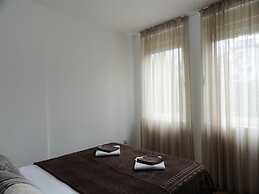 Center Apartment C 18