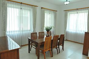 Coco Flower Village Serviced Apartment
