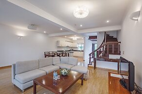 Coco Flower Village Serviced Apartment