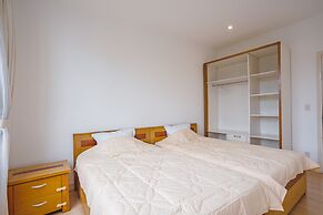 Coco Flower Village Serviced Apartment