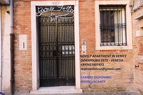 Lovely Apartment In Venice