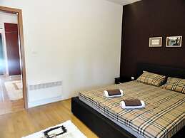 Center Budva Holiday Home