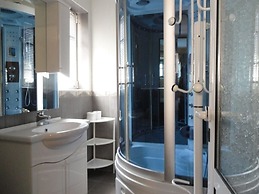 Petrovac Villa With Pool