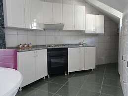 Petrovac Villa With Pool