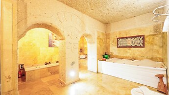Grand Elite Cave Suites