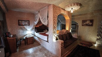 Grand Elite Cave Suites