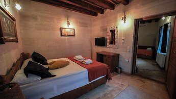 Grand Elite Cave Suites