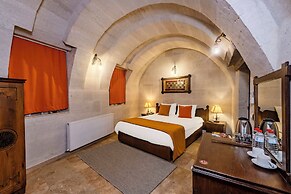 Grand Elite Cave Suites