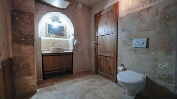 Grand Elite Cave Suites