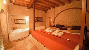 Grand Elite Cave Suites