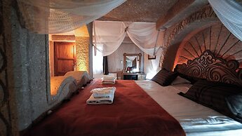 Grand Elite Cave Suites
