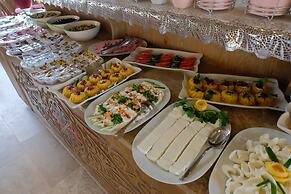 Grand Elite Cave Suites