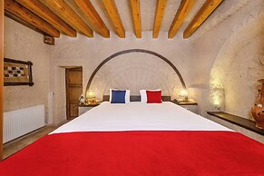 Grand Elite Cave Suites