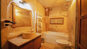 Grand Elite Cave Suites