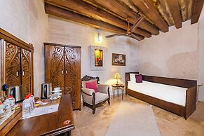 Grand Elite Cave Suites
