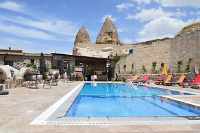 Grand Elite Cave Suites