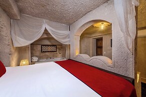 Grand Elite Cave Suites