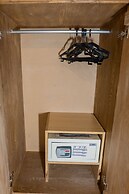 Grand Elite Cave Suites