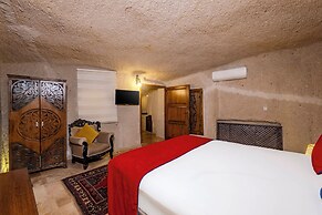 Grand Elite Cave Suites