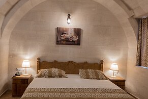 Grand Elite Cave Suites