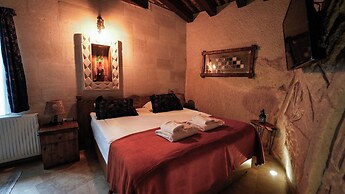 Grand Elite Cave Suites