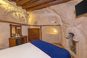 Grand Elite Cave Suites
