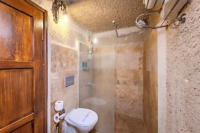 Grand Elite Cave Suites