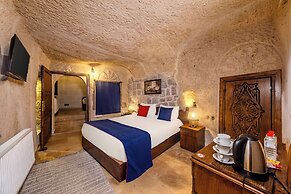 Grand Elite Cave Suites