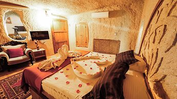 Grand Elite Cave Suites