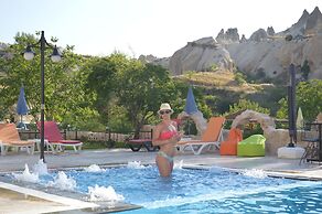 Grand Elite Cave Suites