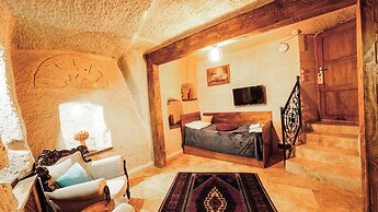 Grand Elite Cave Suites