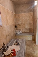 Grand Elite Cave Suites