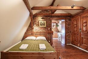 Old House Apartments Poznań