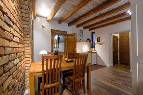 Old House Apartments Poznań