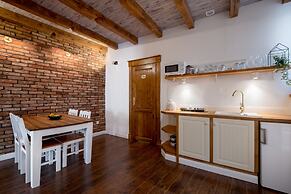 Old House Apartments Poznań