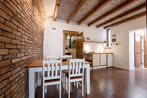 Old House Apartments Poznań