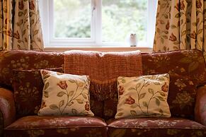 Low Jock Scar Country Estate