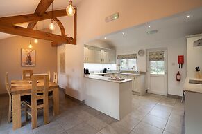 Low Jock Scar Country Estate