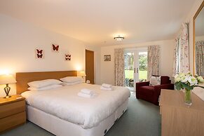 Low Jock Scar Country Estate